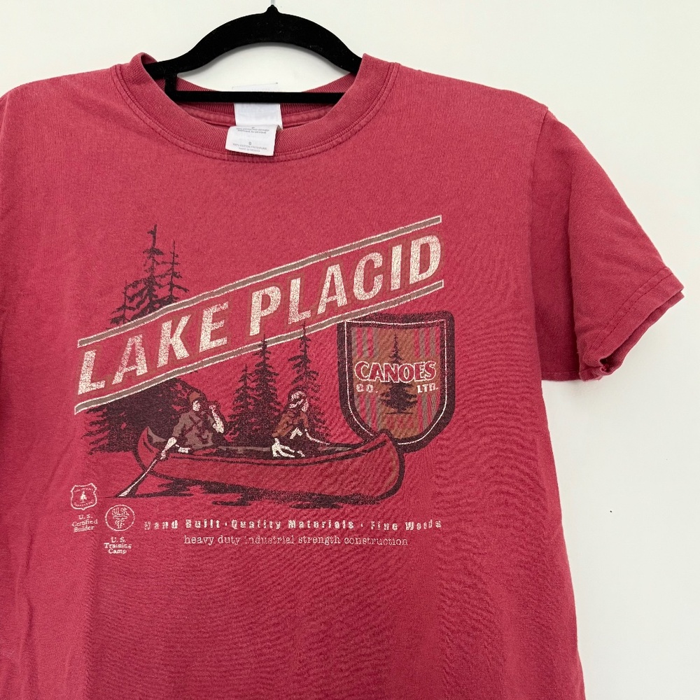 VINTAGE Canoes LTD outdoors lake camping graphic t-shirt